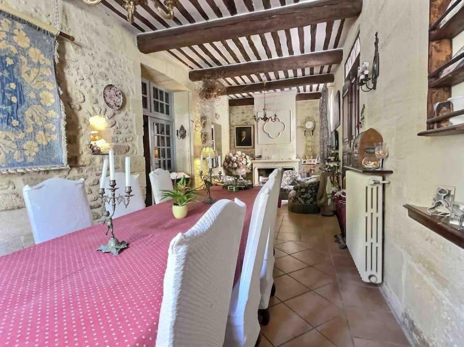 Chez Lydia - Osez La Vie De Chateau ! Pont Du Gard, Uzes 레물링 외부 사진