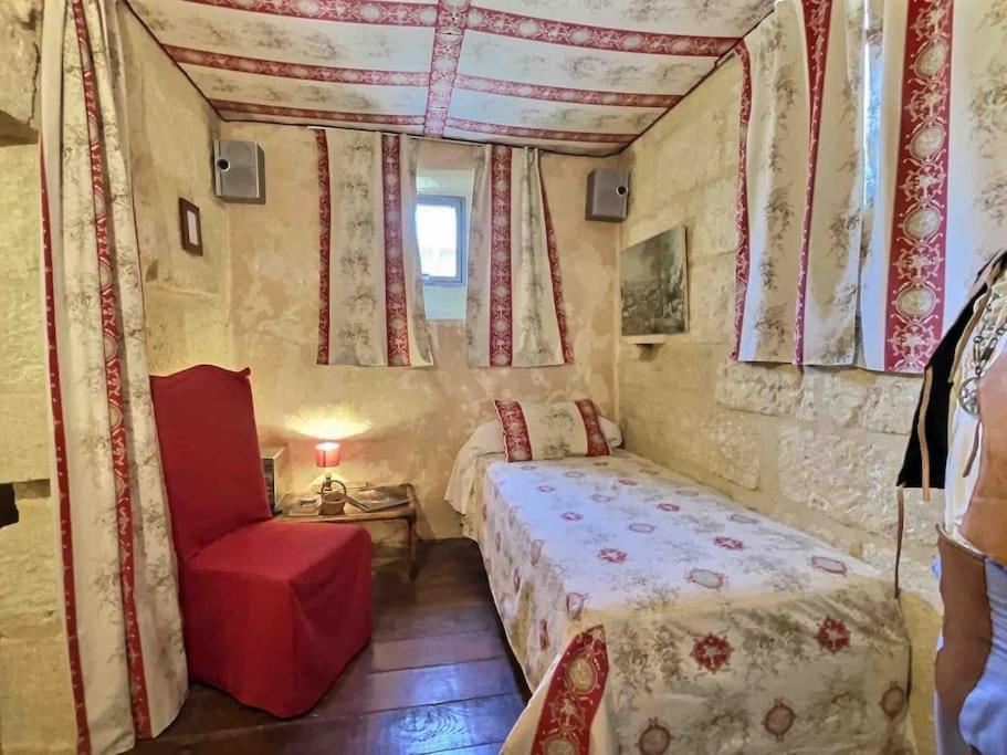 Chez Lydia - Osez La Vie De Chateau ! Pont Du Gard, Uzes 레물링 외부 사진