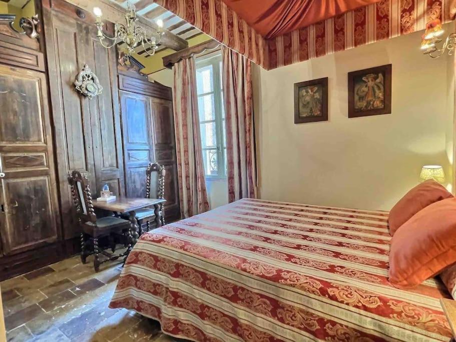 Chez Lydia - Osez La Vie De Chateau ! Pont Du Gard, Uzes 레물링 외부 사진