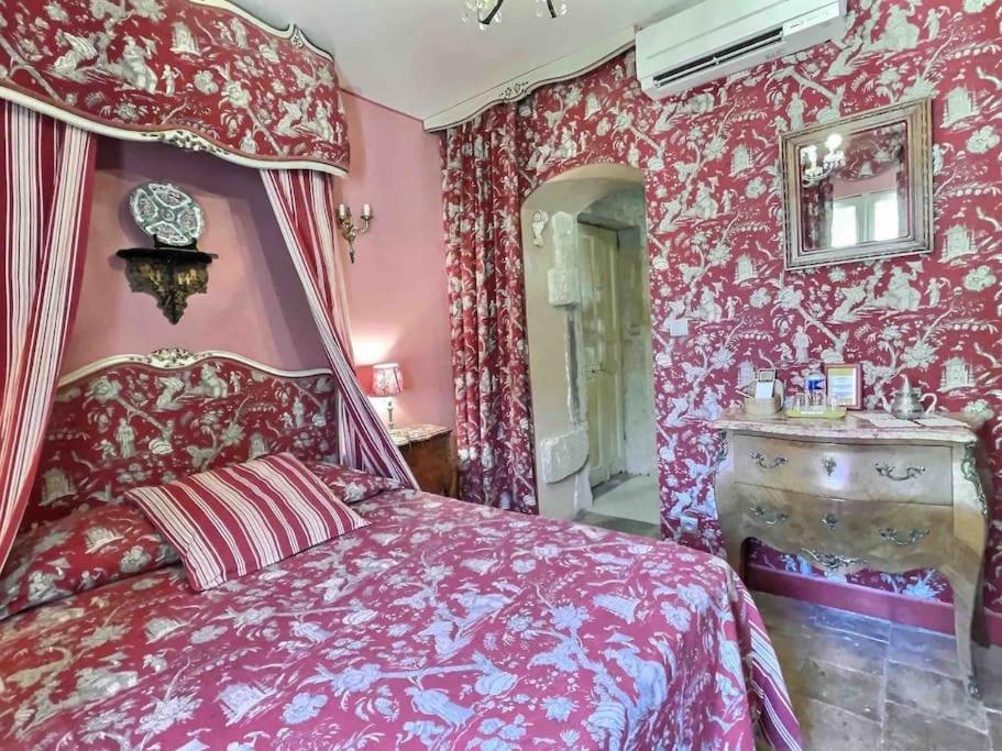 Chez Lydia - Osez La Vie De Chateau ! Pont Du Gard, Uzes 레물링 외부 사진