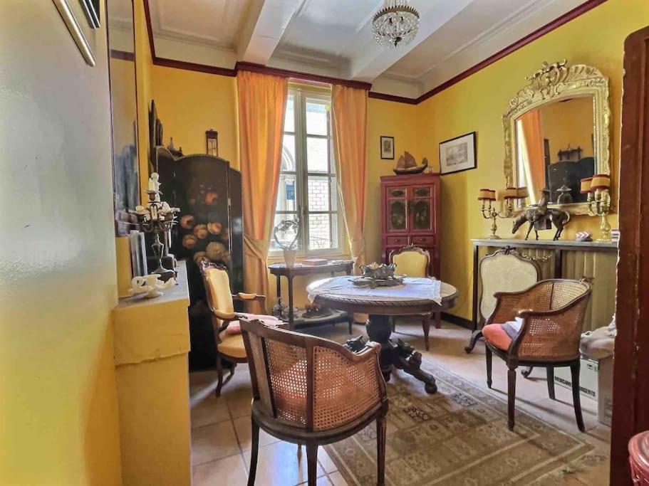 Chez Lydia - Osez La Vie De Chateau ! Pont Du Gard, Uzes 레물링 외부 사진